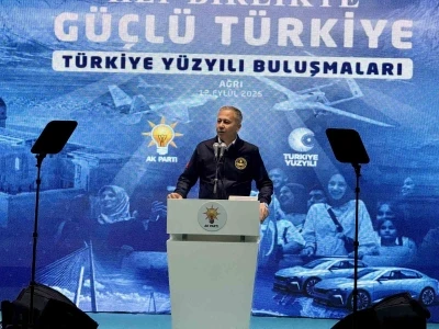 Bakan Yerlikaya: &quot;Demokrasi sokakta değil, sandıkta güçlenir&quot;
