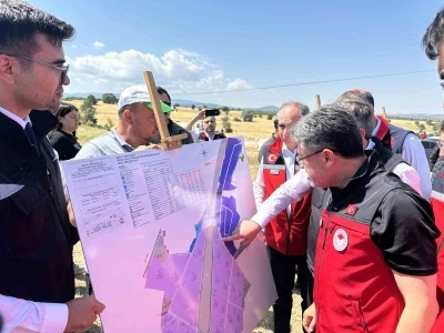 Bakan Yumaklı a&ccedil;ıkladı: Uşak&rsquo;ta 12 milyar TL&rsquo;lik yatırımda y&uuml;zde 75&rsquo;i kadın 2 bin 500 kişi istihdam edilecek

