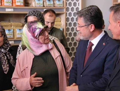 Bakan Yumaklı’dan şap hastalığı açıklaması: &quot;Kırmızı et tedariğinde herhangi bir problem yok&quot;
