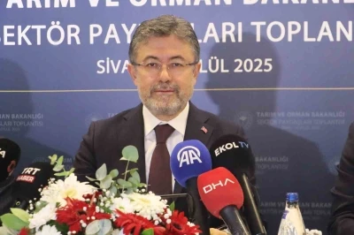 Bakan Yumaklı: &quot;Sektörümüze yönelik bu dezenformasyonlar bizlerin moralini bozmuyor&quot;
