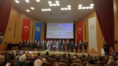 Bakan Yumaklı: &quot;Tarım sektörümüzün gelişiminde de bilimsel bilginin gücünü toprağın bereketiyle buluşturmamız gerekiyor&quot;
