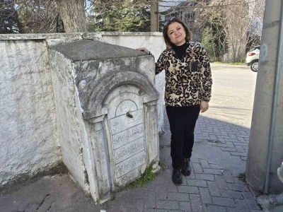 Bakımsız kalan asırlık &ccedil;eşmenin restore edilmesi isteniyor

