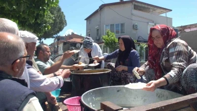 Balıkesir&rsquo;de 30 yıllık mahalle hayrı yapıldı
