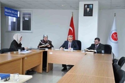 Balıkesir&rsquo;de &rsquo;Hafız Kal&rsquo; yarışması il finali yapıldı
