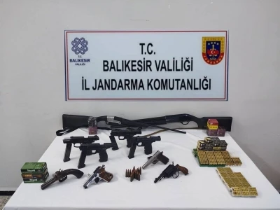 Balıkesir’de kaçakçılık operasyonu: 18 şüpheli yakalandı

