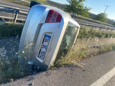 Balıkesir&rsquo;de trafik kazası: Ara&ccedil;ta mahsur kalan 1 kişi kurtarıldı
