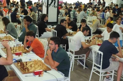 Balıkesir’de uluslararası satranç heyecanı başladı
