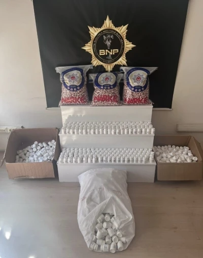Balıkesir&rsquo;de uyuşturucu operasyonunda 2 kişi tutuklandı
