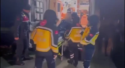 Balıkesir&rsquo;de zorlu hava şartlarına rağmen sahil g&uuml;venlikten hayat kurtaran operasyon
