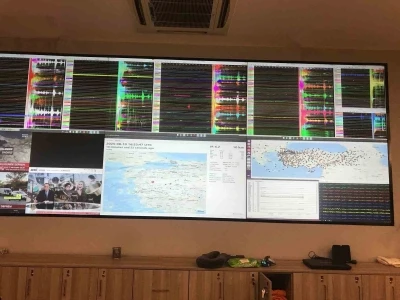 Balıkesir’deki depremin kaydedildiği anlar
