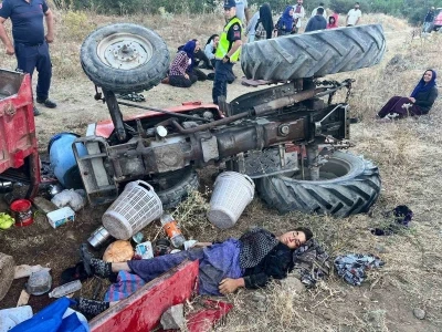 Balıkesir’in Sındırgı ilçesinde traktör faciası: 1 ölü, 4 yaralı
