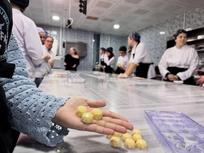 Balıkesir &Uuml;niversitesi&rsquo;nde &ccedil;ikolata at&ouml;lyesi d&uuml;zenlendi
