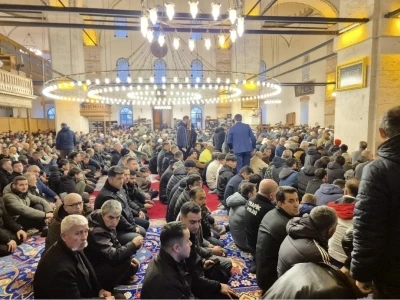 Balıkesirliler Zağnospaşa&rsquo;da bayramlaştı
