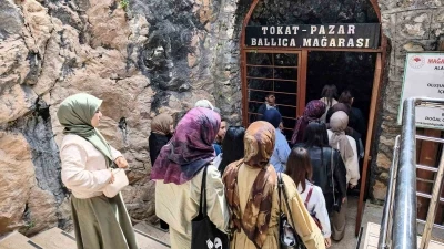 Ballıca Mağarası&rsquo;ndaki sarkıtlar mest ediyor
