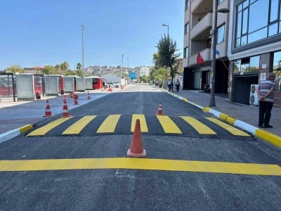 Bandırma’da Mehmet Akif Ersoy Caddesi baştan sona yenilendi
