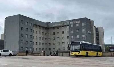 Bandırma&rsquo;da taziye evinde fenalaşan gen&ccedil; hayatını kaybetti
