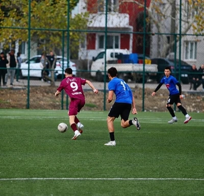 Bandırmaspor U19&rsquo;un golc&uuml;s&uuml; &Ouml;mer Faruk &Ccedil;akmak yeni sezona hazır
