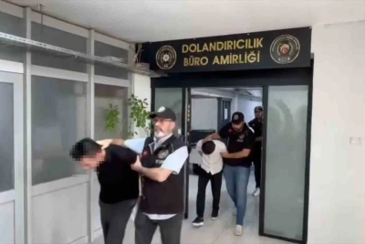 Bankacı kılıklı dolandırıcılara dev operasyon: 53 tutuklama
