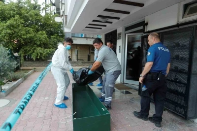 Banyoda boğazı kesik halde ölü bulunmuştu: Ev arkadaşı serbest bırakıldı, yeni şüpheli operasyonla yakalandı
