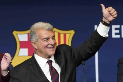 Barcelona&rsquo;da Joan Laporta, yeniden başkan se&ccedil;ildi
