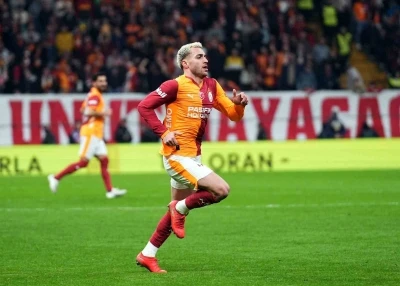 Barış Alper Yılmaz, Galatasaray&rsquo;da 2. kez &rsquo;dalya&rsquo; dedi
