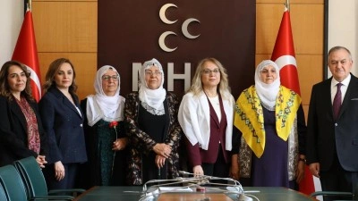 'Barış Anneleri'nden MHP'ye ziyaret