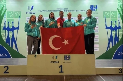 BAR&Uuml;&rsquo;l&uuml; g&uuml;reş&ccedil;i B&uuml;krenaz Sert, d&uuml;nya şampiyonu oldu
