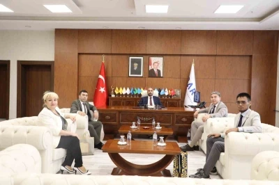 BARÜ, Özbekistan ile eğitimde iş birliği ağını genişletiyor
