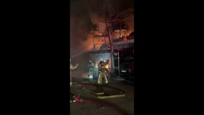 Başakşehir Atat&uuml;rk Oto Sanayi  Sitesi&rsquo;nde &ccedil;ıkan yangında 1 kişi hayatını kaybetti
