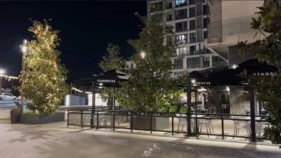 Başakşehir&rsquo;de kafede otururken silahlı saldırıya uğrayan kişi yaralandı
