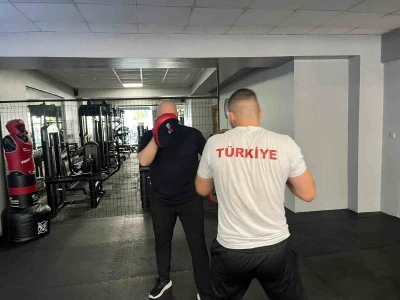 Başarılı sporcu İbrahim Pusat Baş, gözünü Avrupa şampiyonasına dikti
