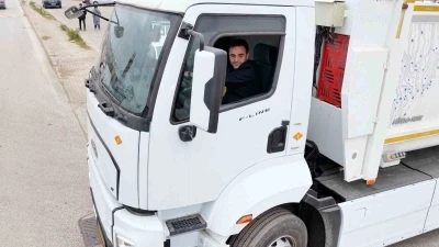Başiskele&rsquo;de elektrikli &ccedil;&ouml;p kamyonu d&ouml;nemi başlıyor
