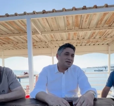 Başkan Acar’dan Tugay’a rest: &quot;İnatlaşmaya gerek yok, biz yaparız&quot;
