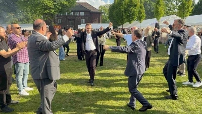 Başkan Akın Almanya&rsquo;daki hemşehrileriyle hasret giderdi
