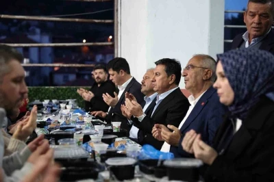 Başkan Aras, Kavaklıdere&rsquo;de vatandaşlar ile iftar sofrasında buluştu
