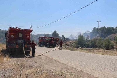 Başkan Arıcı, yangın b&ouml;lgesinde incelemelerde bulundu
