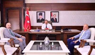 Başkan Arıkan, Vali Canbolat ile bir araya geldi
