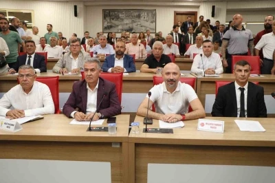 Başkan Arıkan, yapılamayan Büyükşehir meclis toplantısını değerlendirdi
