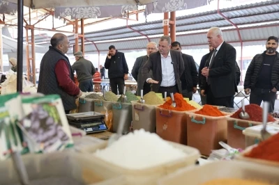 Başkan Balaban Laleli’de pazarcılarla buluştu
