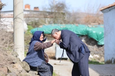 Başkan Balaban Yuntdağı&rsquo;nda vatandaşlarla bayramlaştı

