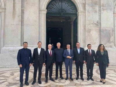 Başkan Bozbey Avrupa&rsquo;da tarihi kent modelini inceledi
