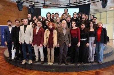 Başkan Bozbey, gen&ccedil;lerle geleceği konuştu
