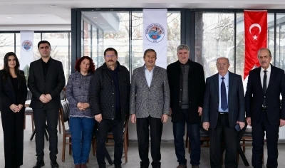 Başkan Bozkurt gazetecilerle bir araya geldi
