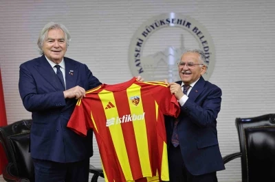 Başkan B&uuml;y&uuml;kkılı&ccedil;, ACES heyetini ağırladı
