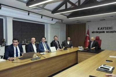 Başkan B&uuml;y&uuml;kkılı&ccedil; Kayseri&rsquo;nin ulaşım geleceğini bug&uuml;nden planlıyor
