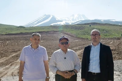 Başkan B&uuml;y&uuml;kkılı&ccedil; m&uuml;jdeyi verdi: Erciyes&rsquo;in Develi Kapısı&rsquo;na y&uuml;r&uuml;yen bant
