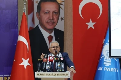 Başkan Büyükkılıç: &quot;Hizmetten hizmete koşan bir belediyeyiz&quot;
