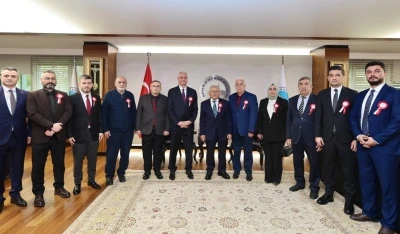 Başkan B&uuml;y&uuml;kkılı&ccedil;: "Vakıf geleneği, toplumsal dayanışmanın en g&uuml;&ccedil;l&uuml; &ouml;rneklerinden biridir"
