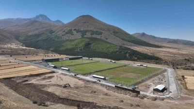 Başkan Büyükkılıç’tan Erciyes’e uluslararası standartlarda atletizm pisti projesi
