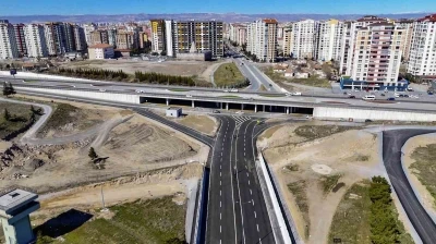Başkan B&uuml;y&uuml;kkılı&ccedil;&rsquo;tan m&uuml;jde: Kartal Kavşağı alternatif yolumuzu a&ccedil;tık"
